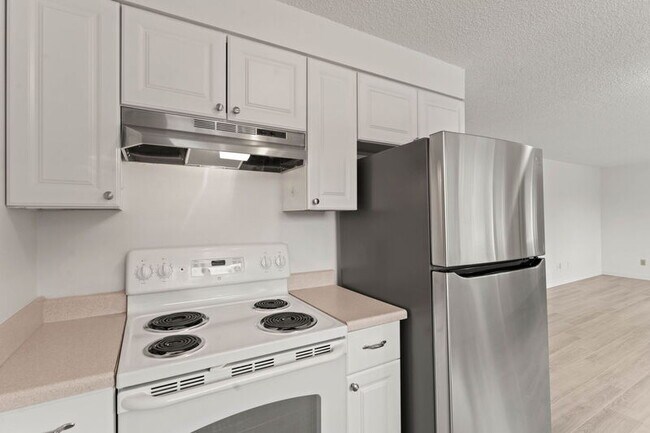 Building Photo - 3223 N 7th St