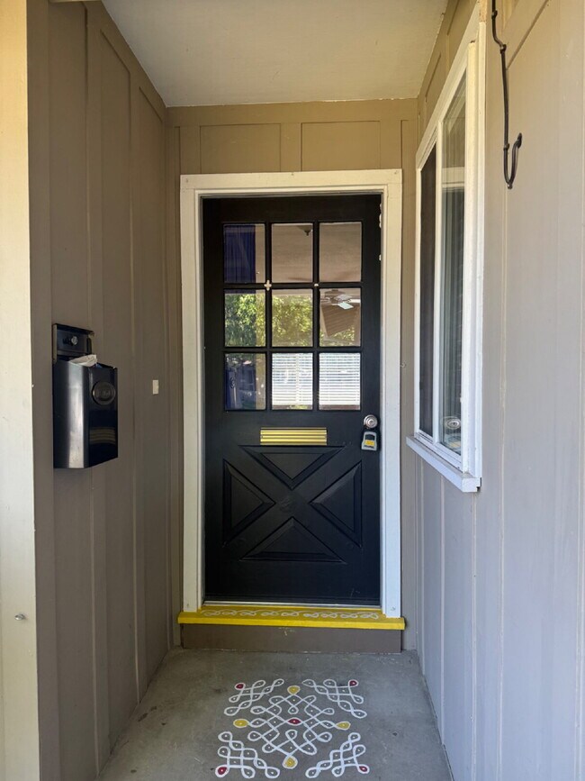 Building Photo - Charming 3 Bedroom, 2 Bathroom Livermore Home with Pool & Private Backyard Oasis