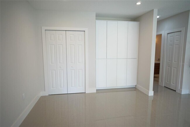 Foto del edificio - 3305 W Cass St