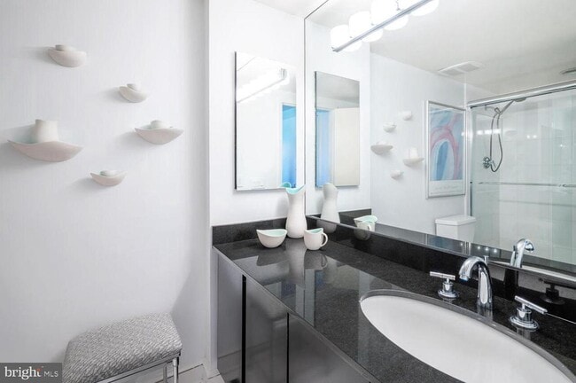 Building Photo - 3101 New Mexico Ave NW