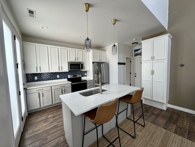 Foto del edificio - 5277 Big Sur Dr