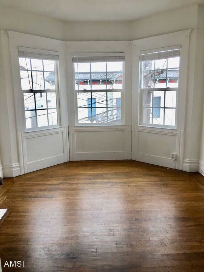 Building Photo - 2 br, 1 bath House - 1305 Lyons Street #5
