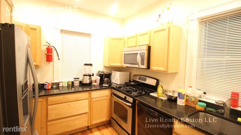 Building Photo - 37 Pratt St