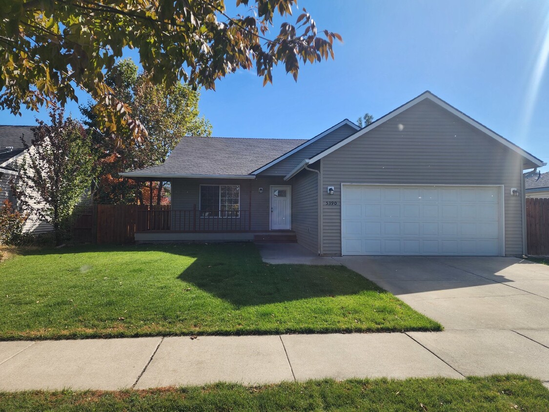 Primary Photo - Woodbridge 3BR, 2BTH w/Bonus Room