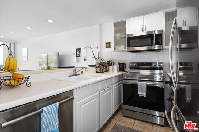 Foto del edificio - 23901 Civic Center Way