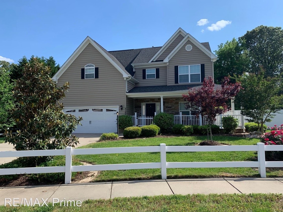 Building Photo - 4 br, 2.5 bath House - 3144 Poplar Hill Rd