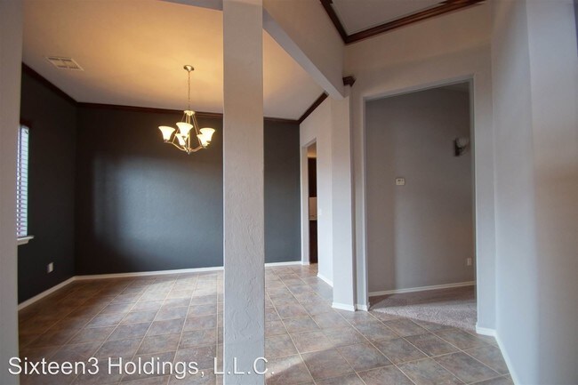 Building Photo - 16100 Sonoma Lake Blvd