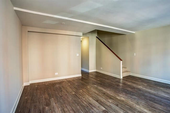 Foto del edificio - 318 W Illinois St