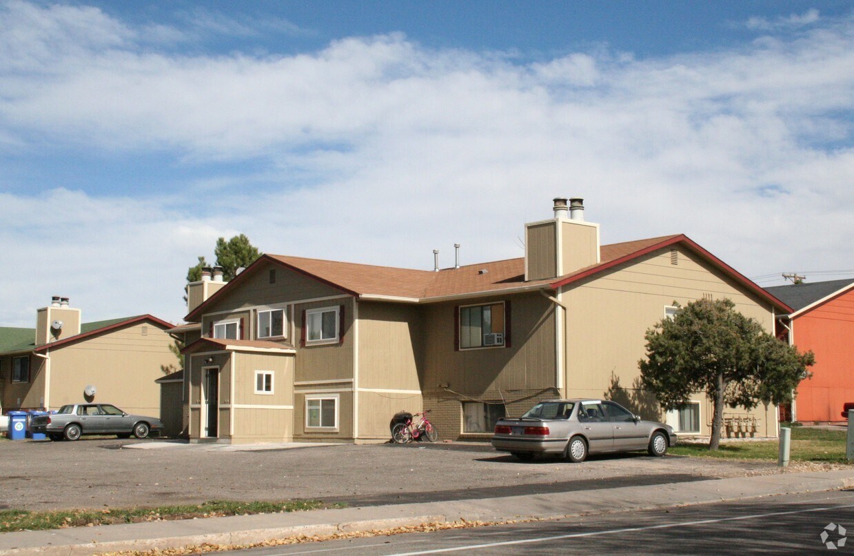 127 W 45th St, Loveland, CO 80538 Apartments in Loveland, CO