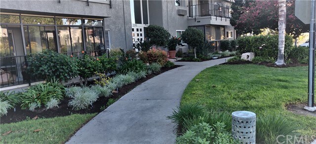 Building Photo - 2393 Via Mariposa W