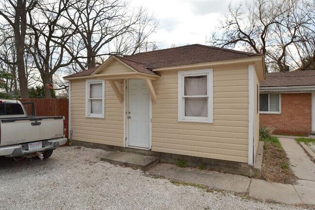 Building Photo - 1228 Pontiac Trl