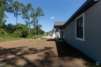 Building Photo - 3105 Myra Ln