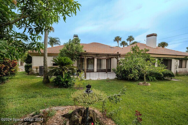 Building Photo - 3787 Sawgrass Dr
