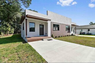 Building Photo - 3327 Old Tampa Hwy