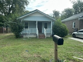 Building Photo - 308 Chase St