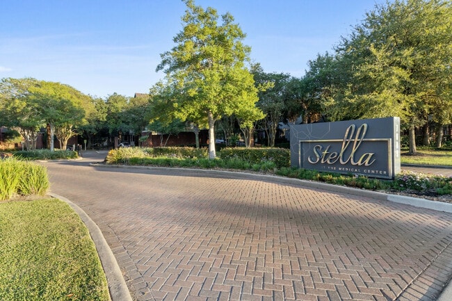 Community Welcome Sign - Stella at The Medical Center
