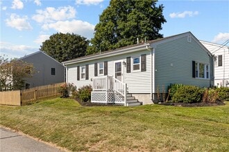 Building Photo - 23 Holten Ave