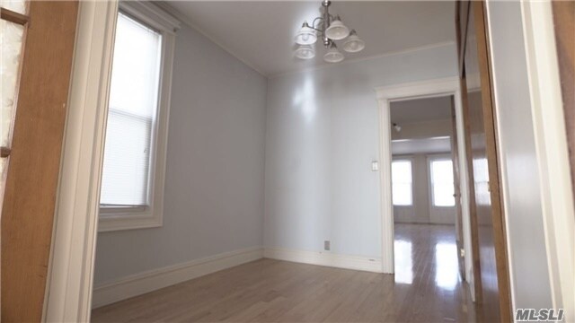 Building Photo - 71-59 68th Pl