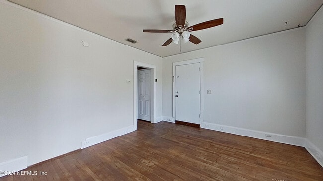 Building Photo - 1279 Belmont Terrace