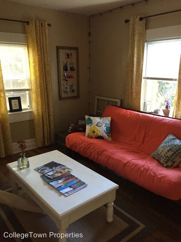 Foto principal - 575 1/2 Waddell St