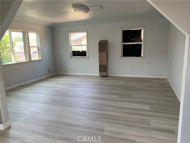 Building Photo - 1432 W 9th St