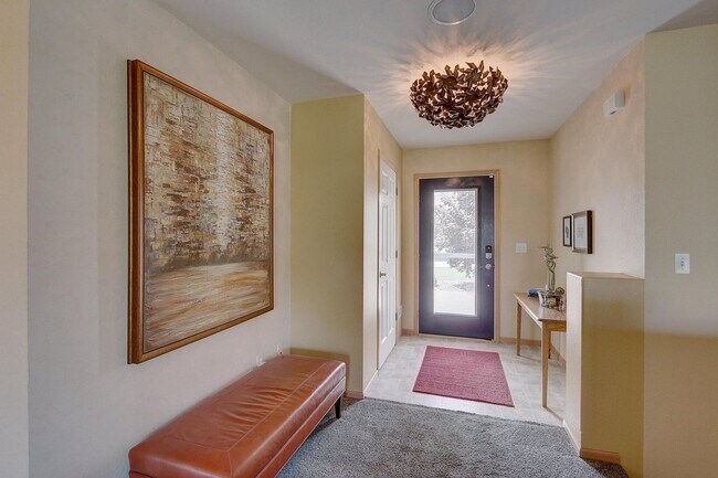 Foto del edificio - Beautiful 3-Bedroom, 2-Bath Ranch Home for...
