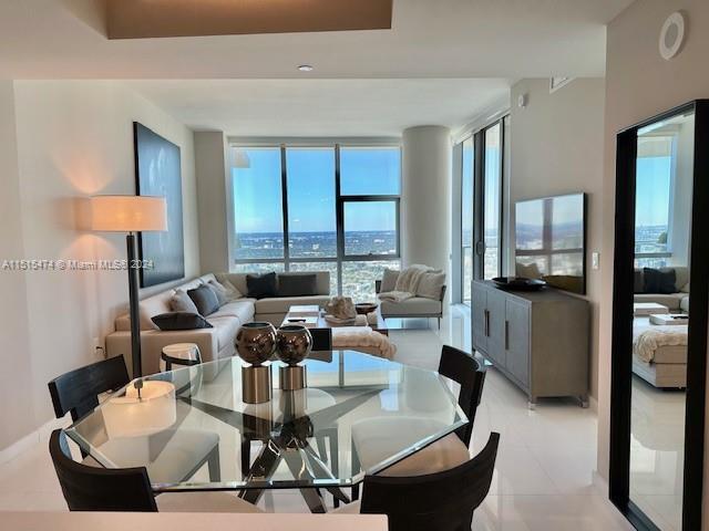 Foto del edificio - 851 NE 1st Ave