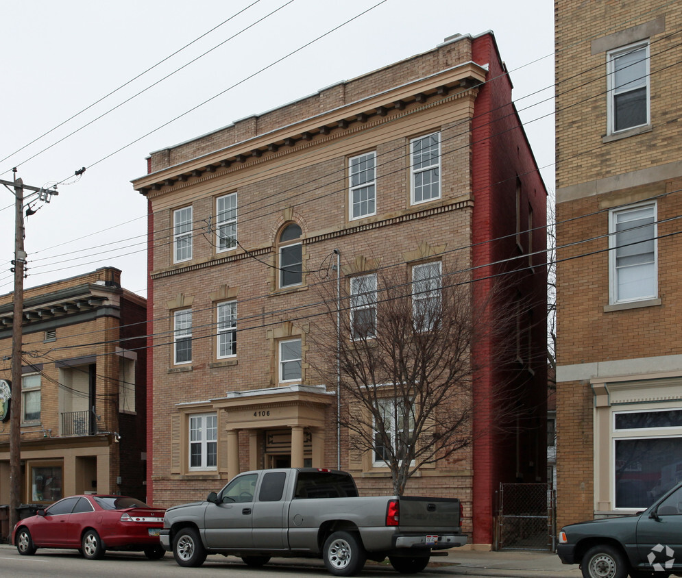 Foto del edificio - 4106 Montgomery Rd