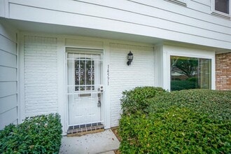 Building Photo - 14571 Misty Meadow Ln
