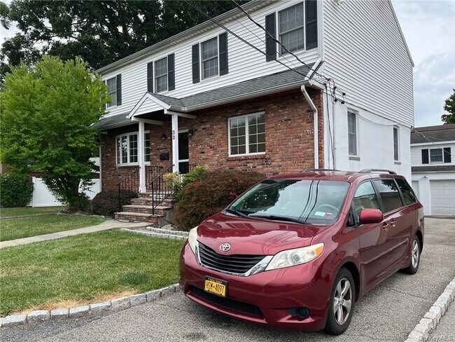 Building Photo - 33 Ellsworth Ave