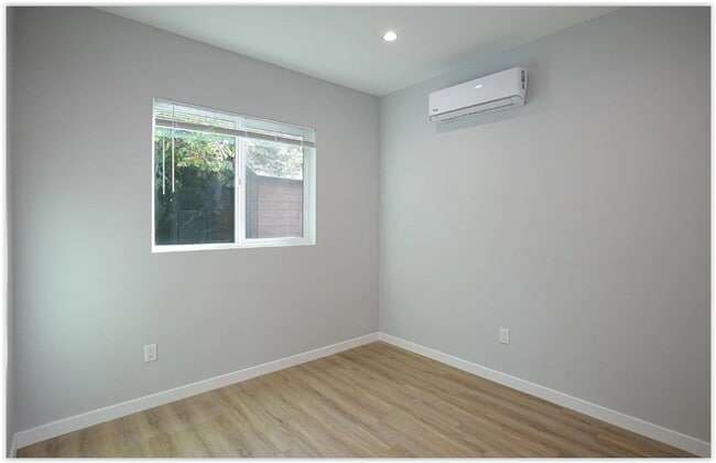 Building Photo - Upgraded Home Next to Chapman University