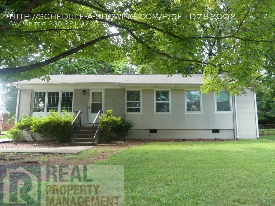 Primary Photo - 2803 Emerson Rd