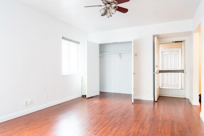 Building Photo - 823 S Serrano Ave