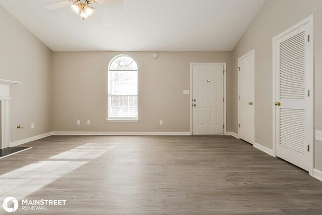 Foto del edificio - 3538 Mosswood Ln, Rex, GA 30273