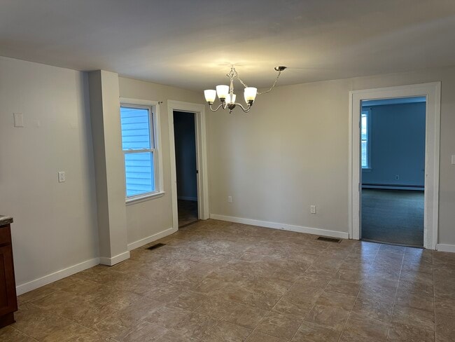 Foto del edificio - 6699 Barber Hill Rd