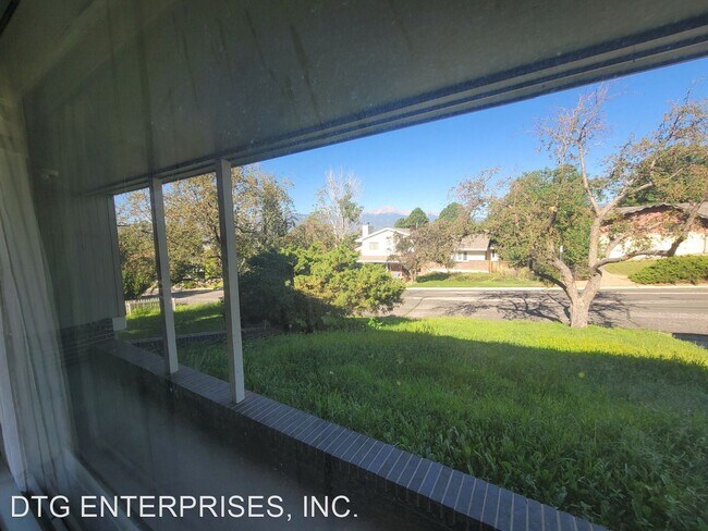 Foto del edificio - 5 br, 2 bath House - 3917 Applewood Drive