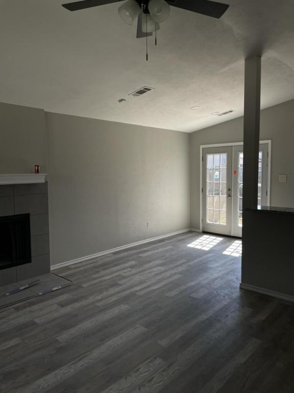 Foto del edificio - 9904 Cedar Mountain Cir
