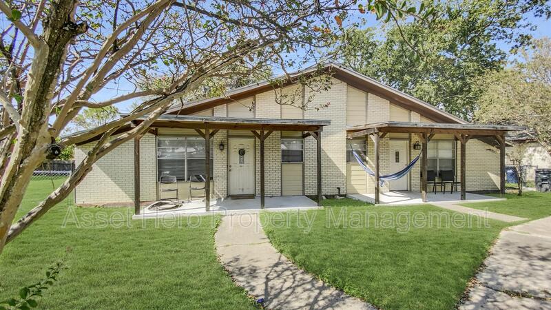 Building Photo - 205 Bucknell Ct