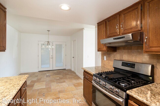 Foto del edificio - 2 br, 2 bath House - 4817 Sanchez Dr.