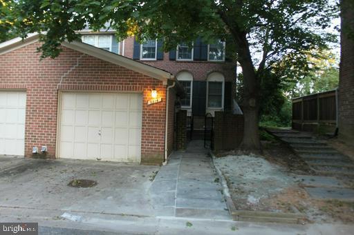 Building Photo - 9514 Duffer Way