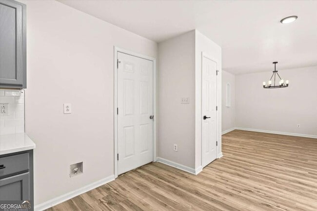 Foto del edificio - 4780 Browns Mill Ferry Rd