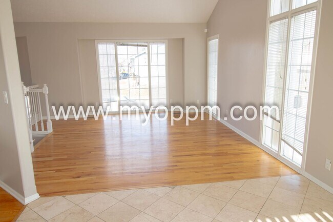 Foto del edificio - Available NOW! 3 Bedroom / 2 Bathroom Home | Northwest Omaha