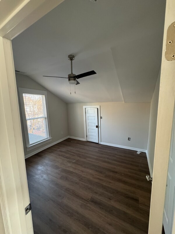 Foto del edificio - 711 S Jackson St