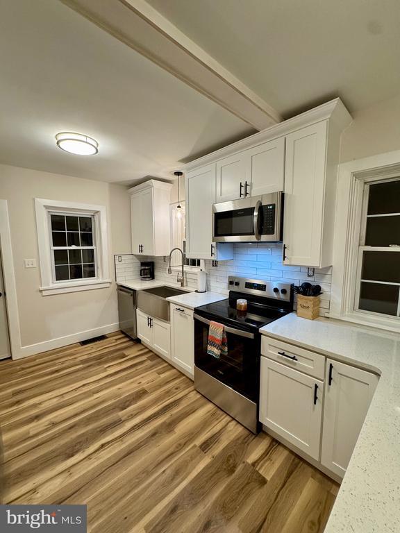 Building Photo - 927 Hamilton St