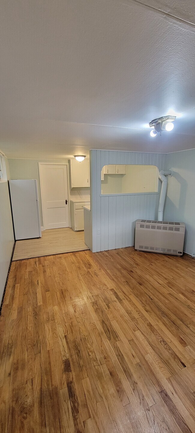 Front Room - living room - 1307 12th St