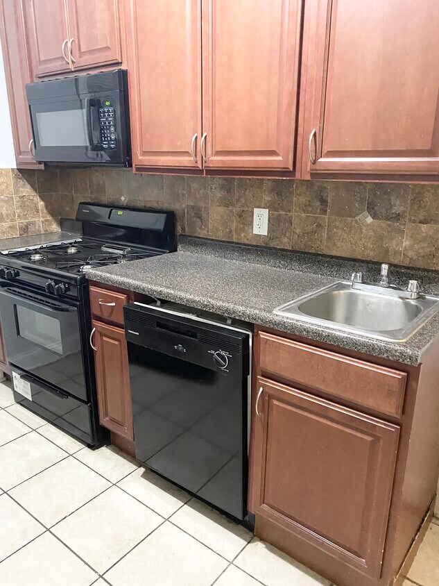 Foto principal - 304 50th St