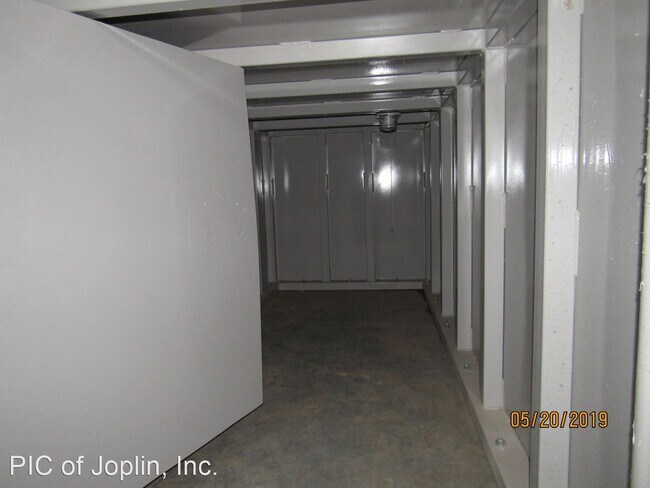 Building Photo - 1201 Montana Pl