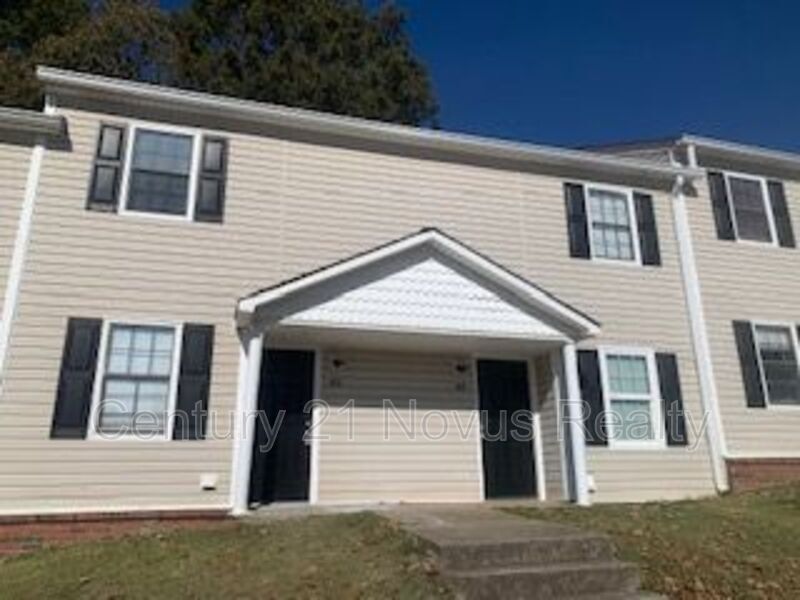 Primary Photo - 621 South St