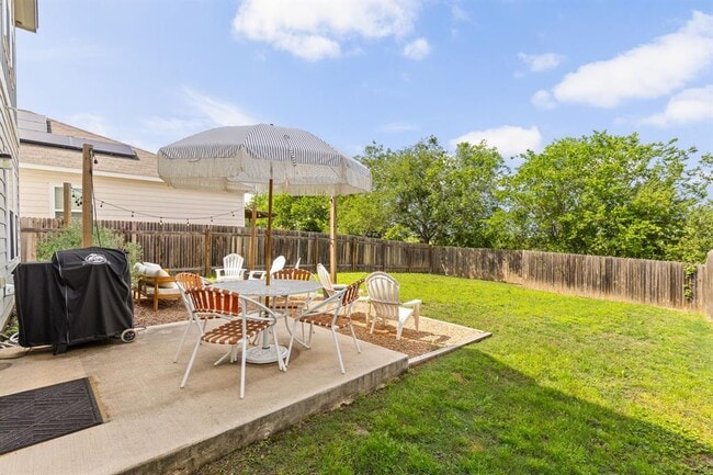 Foto del edificio - 6702 Routenburn St