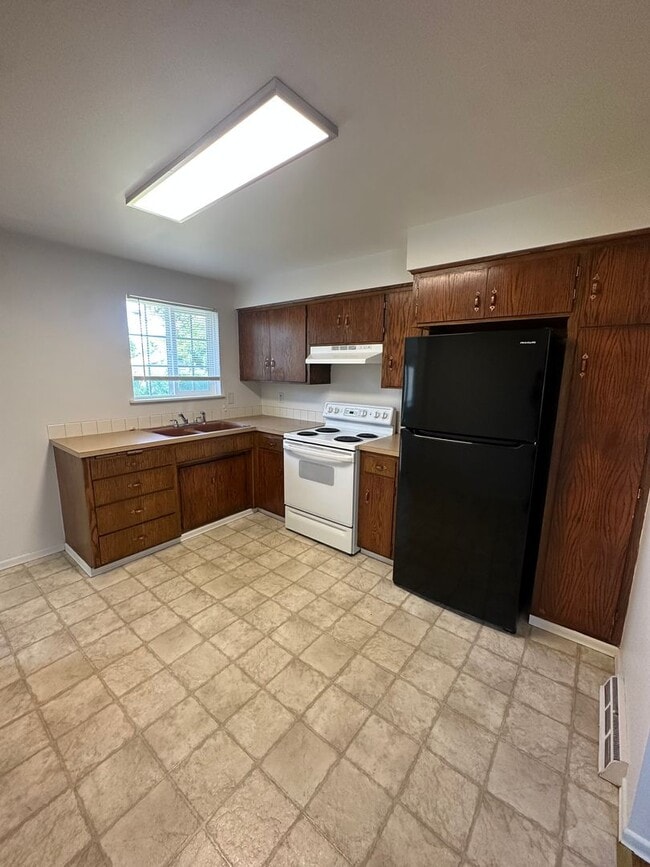 Building Photo - 1367